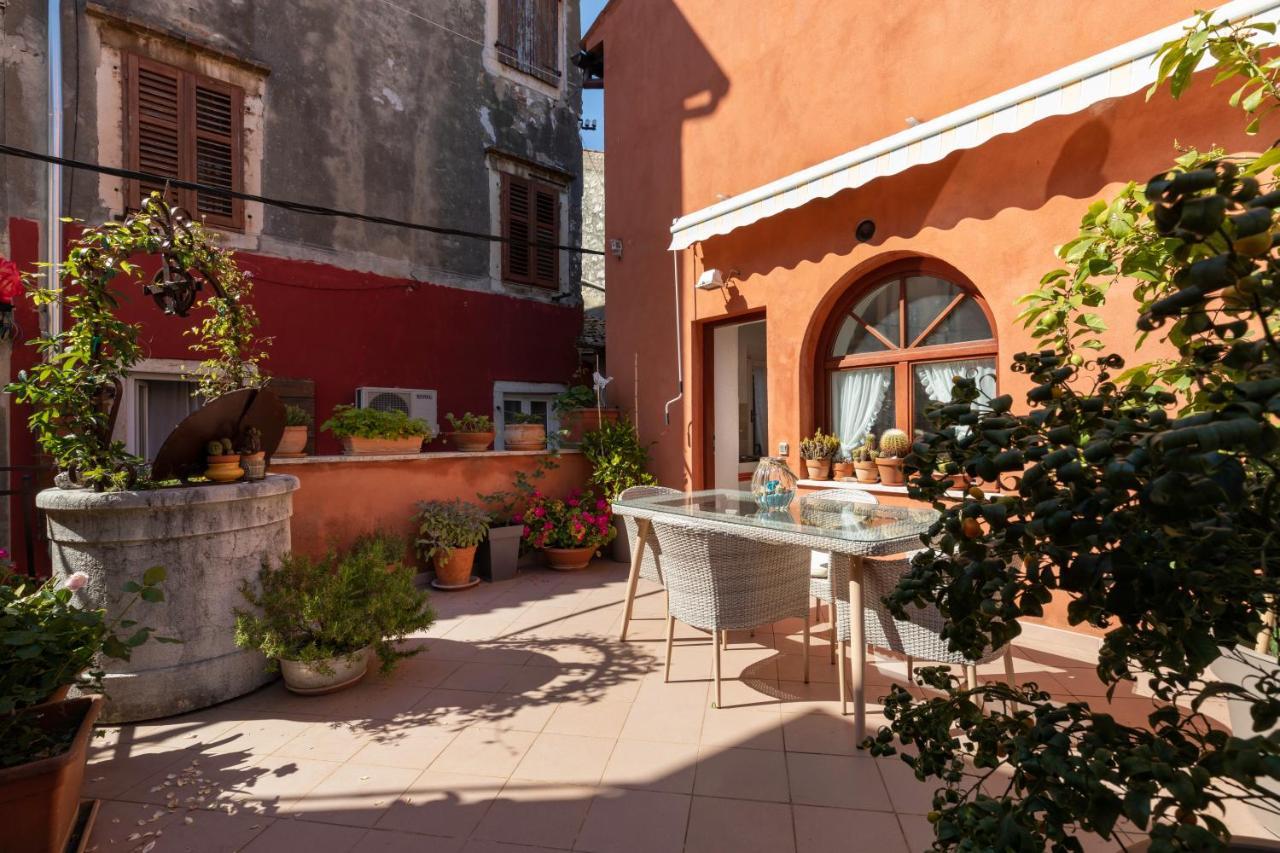 Apartment Below The Stars Rovinj Exterior photo