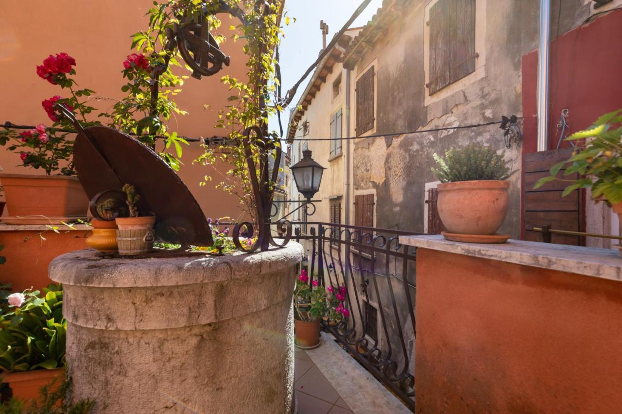 Apartment Below The Stars Rovinj Exterior photo