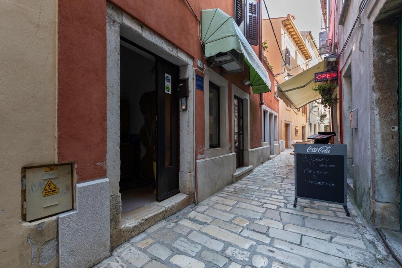 Apartment Below The Stars Rovinj Exterior photo
